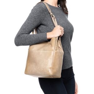 Frye Reed Hoho Purse In Cement NWT